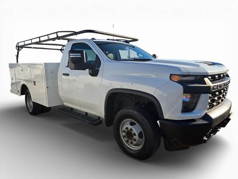 Used 2022 Chevrolet Silverado 3500 W/T w/ WT Convenience Package image 2