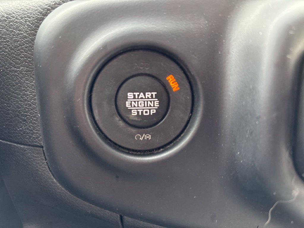 Used 2023 Jeep Wrangler Unlimited Sport AWD/4WD image 29