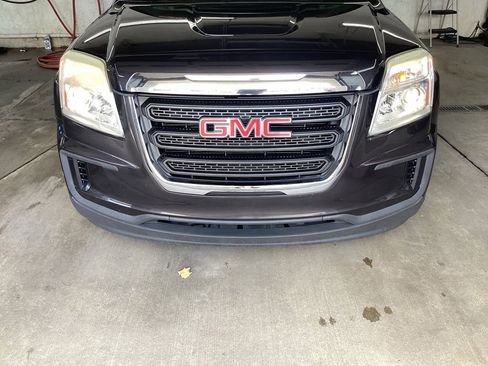 Used 2016 GMC Terrain SLE FWD image 17