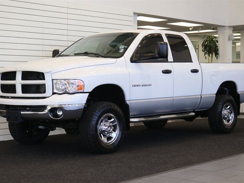 Used 2005 Dodge Ram 2500 Truck SLT w/ Trailer Tow Group AWD/4WD image 1