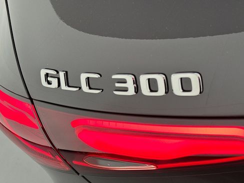 New 2026 Mercedes-Benz GLC 300 image 8