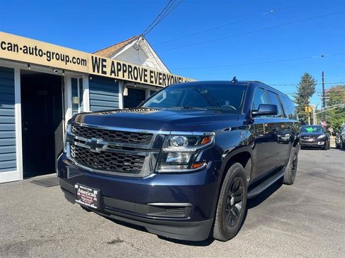 Used 2017 Chevrolet Suburban LS image 2