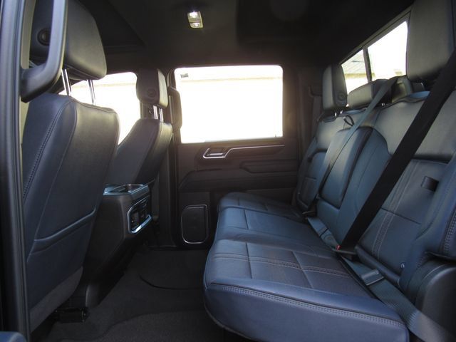 Used 2025 Chevrolet Silverado 3500 High Country w/ High Country Premium Package AWD/4WD image 20