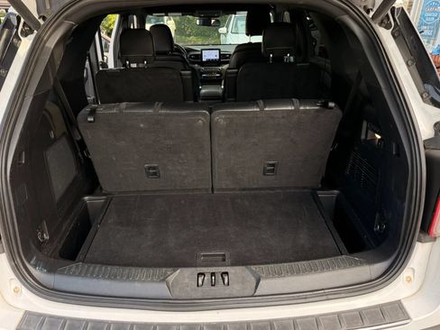 Used 2020 Ford Explorer Limited AWD/4WD image 12