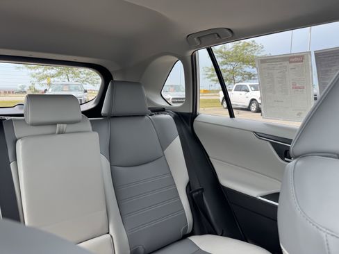 Used 2024 Toyota RAV4 XLE Premium image 14