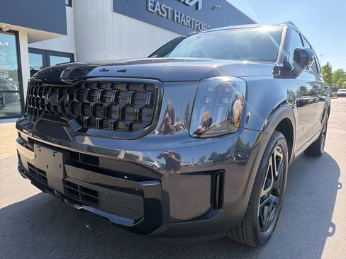 Used 2025 Kia Telluride EX X-Line AWD/4WD image 3