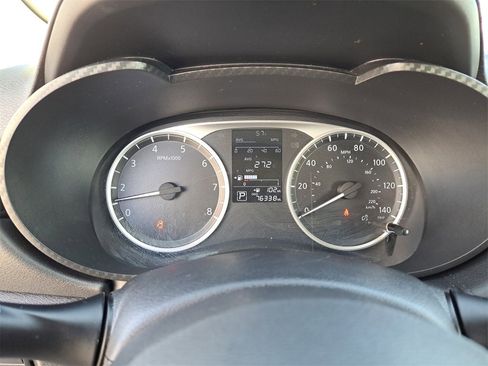 Used 2021 Nissan Versa S image 15