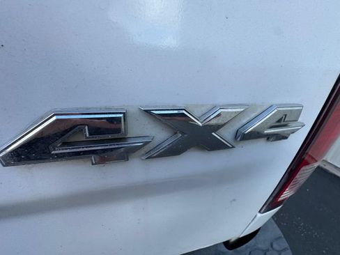 Used 2014 RAM 2500 SLT AWD/4WD image 24