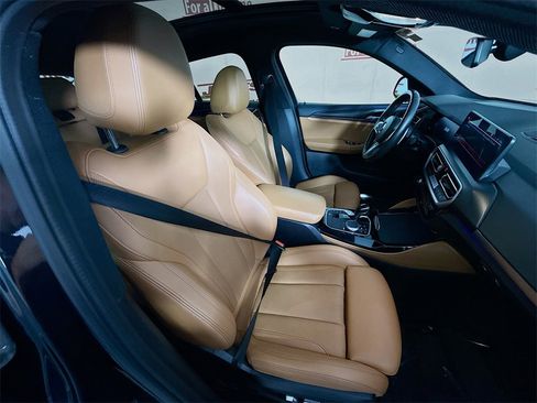 Used 2022 BMW X4 xDrive30i w/ M Sport Package 2 image 33