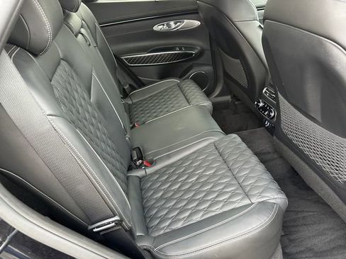 Used 2023 Genesis GV70 3.5T Sport w/ Sport Prestige Package AWD/4WD image 10
