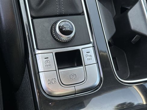 Used 2020 Kia Telluride S w/ S 8 Passenger Seating Package image 28