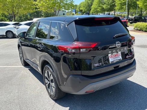 Used 2023 Nissan Rogue SV AWD/4WD image 4