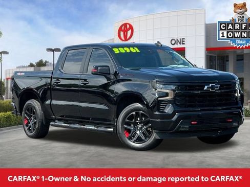 Used 2022 Chevrolet Silverado 1500 RST w/ Redline Edition AWD/4WD image 2