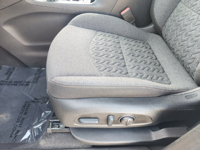 Used 2022 Chevrolet Equinox LT FWD image 24