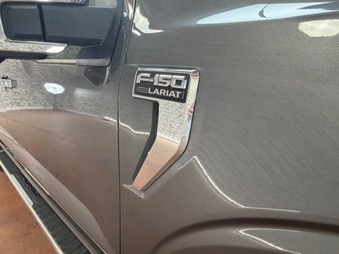 Used 2022 Ford F150 Lariat image 9