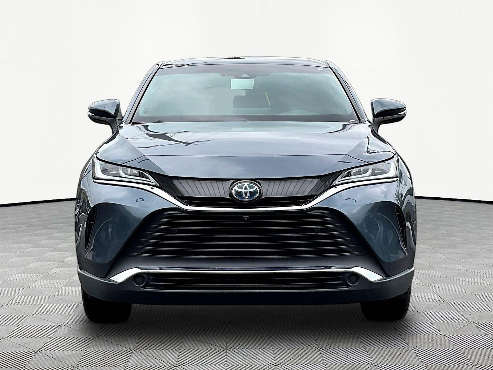 Used 2021 Toyota Venza Limited w/ Advanced Technology Package AWD/4WD image 2