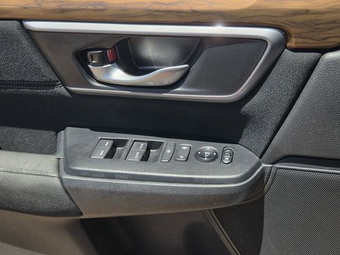 Used 2018 Honda CR-V EX image 17