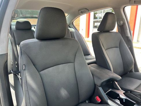 Used 2015 Honda Accord LX image 35