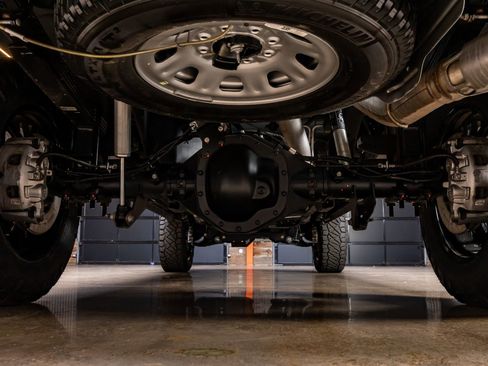 Used 2024 GMC Sierra 2500 AT4 w/ AT4 Premium Plus Package image 16