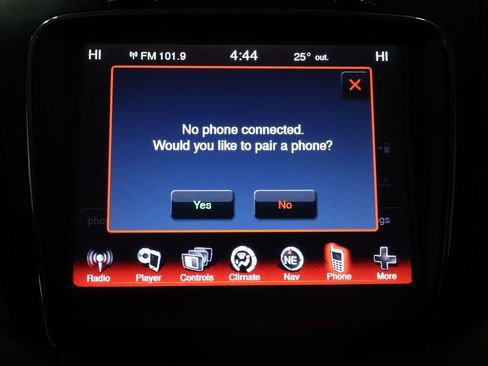 Used 2018 Dodge Journey Crossroad w/ Nav & Sun Group image 31