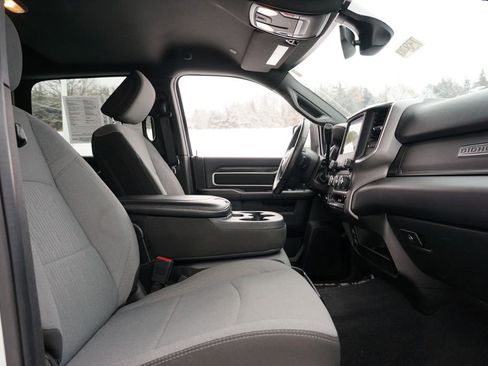 Used 2024 RAM 2500 Big Horn image 31