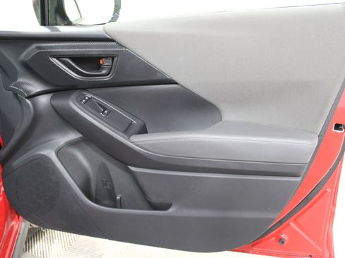 Used 2024 Subaru Crosstrek 2.0i Premium image 24