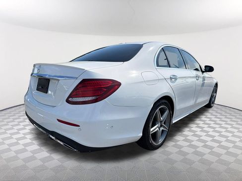 Used 2017 Mercedes-Benz E 300 image 5