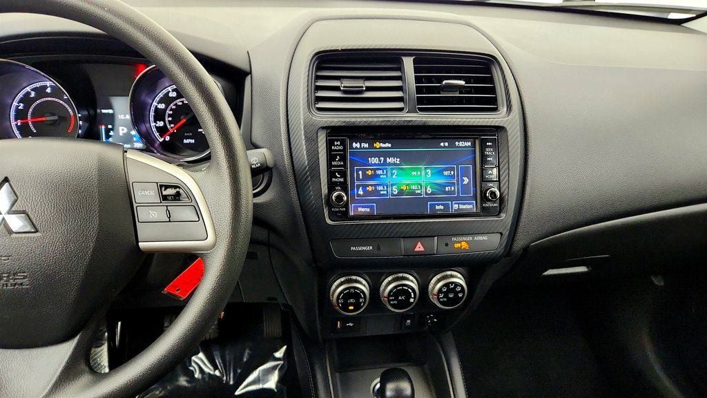 Used 2024 Mitsubishi Outlander Sport ES AWD/4WD image 17