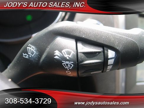 Used 2020 Ford Fusion SE FWD image 11