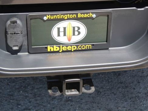 Used 2022 Jeep Gladiator Rubicon AWD/4WD image 7