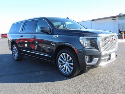 Used 2022 GMC Yukon XL Denali w/ Denali Premium Package