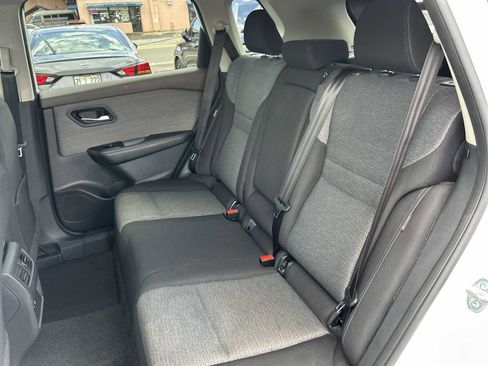 Used 2023 Nissan Rogue SV FWD image 22