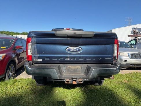 Used 2017 Ford F250 XLT w/ XLT Value Package AWD/4WD image 5