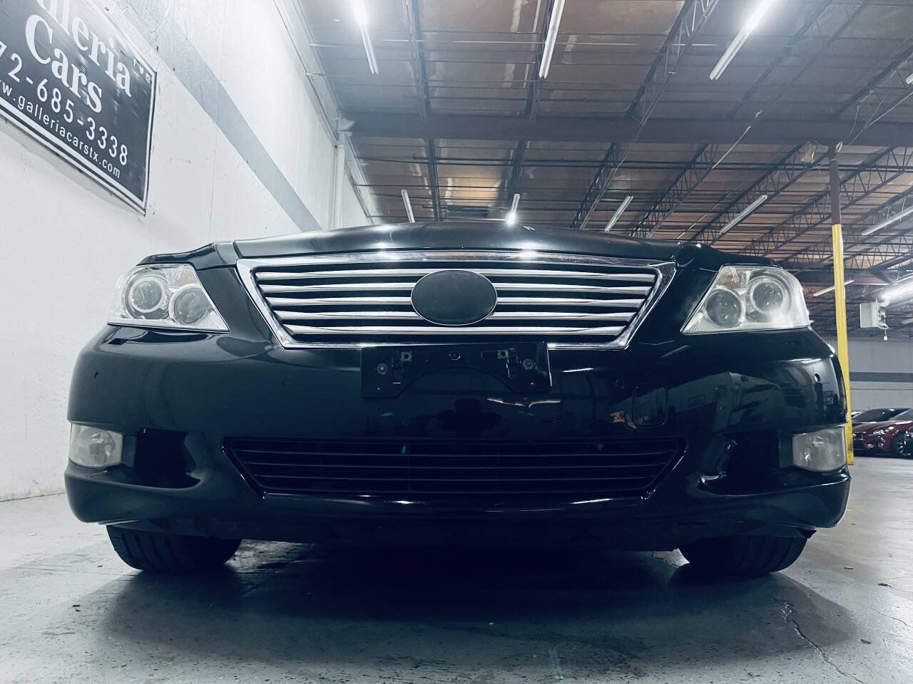 Used 2012 Lexus LS 460 w/ Comfort Pkg RWD image 11