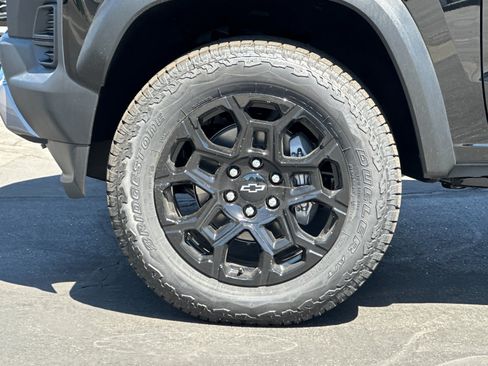 New 2026 Chevrolet Colorado Trail Boss AWD/4WD image 23