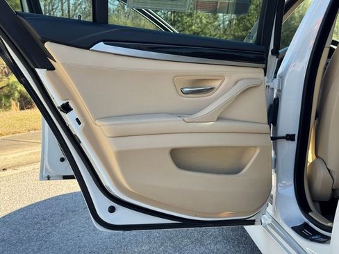 Used 2015 BMW 528i Sedan image 23