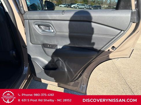 Certified 2025 Nissan Rogue SV w/ SV Premium Package image 37