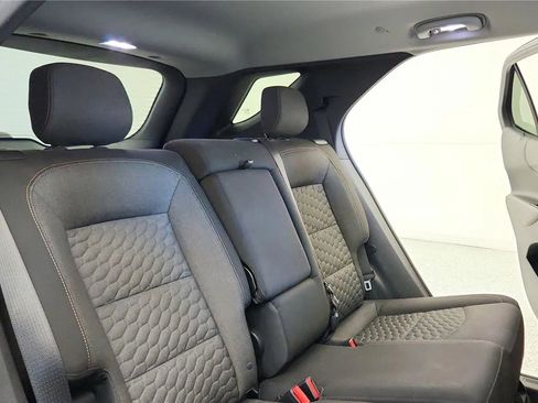 Used 2019 Chevrolet Equinox LT FWD image 36