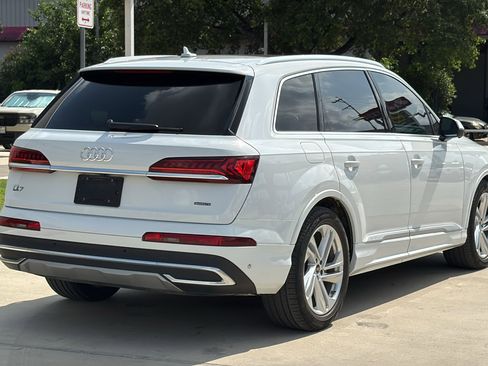 Used 2023 Audi Q7 3.0T Prestige AWD/4WD image 7
