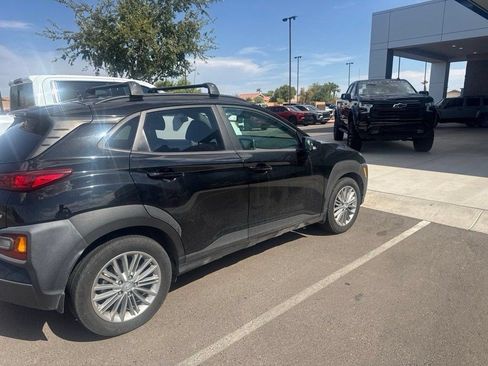 Used 2021 Hyundai Kona SEL Plus w/ Cargo Package AWD/4WD image 4