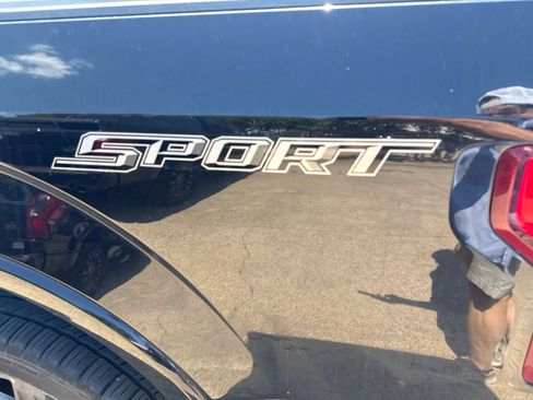 Used 2020 Ford F150 Lariat RWD image 9