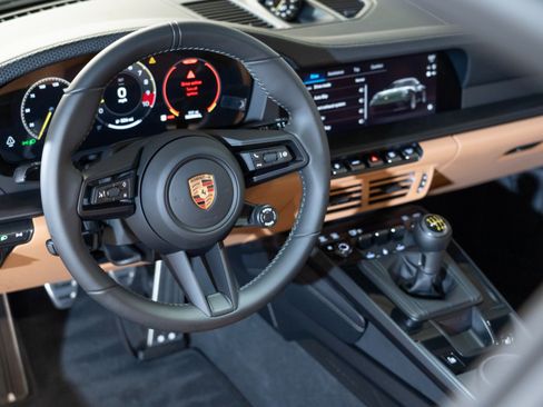 Certified 2026 Porsche 911 GT3 RWD image 16