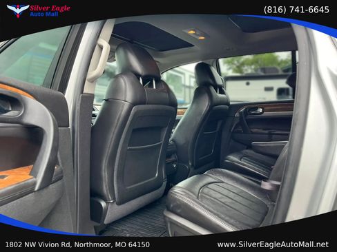 Used 2012 Buick Enclave Leather FWD image 11