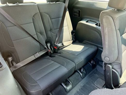 Used 2022 GMC Acadia SLE w/ Driver Convenience Package AWD/4WD image 29