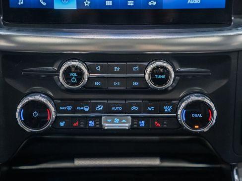 Certified 2022 Ford F150 Lariat w/ Equipment Group 502A High image 27