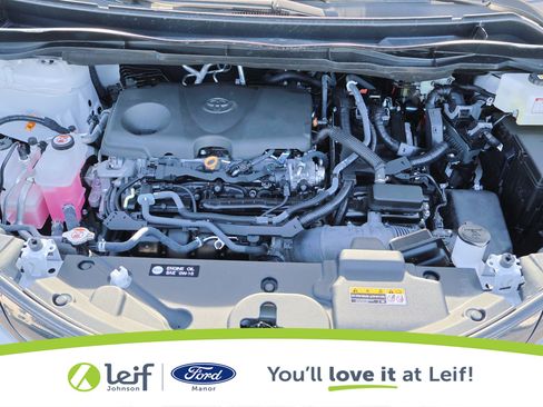 Used 2025 Toyota Sienna XSE image 36