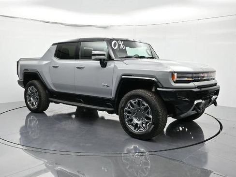 New 2025 GMC Hummer EV 3X image 3