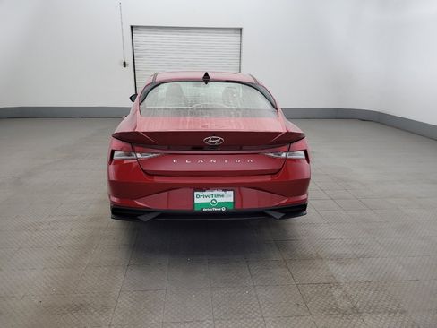 Used 2023 Hyundai Elantra SEL FWD image 6