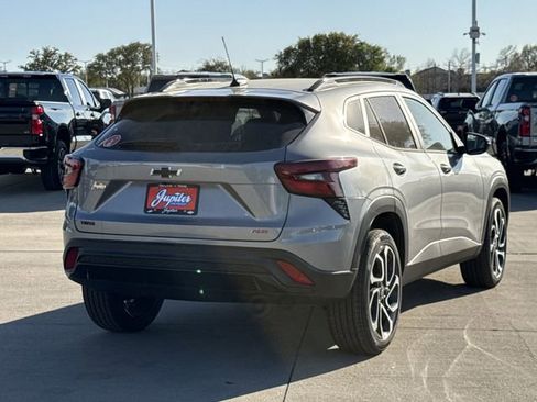 New 2026 Chevrolet Trax RS image 4