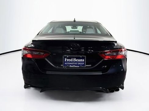 Used 2022 Toyota Camry SE FWD image 8